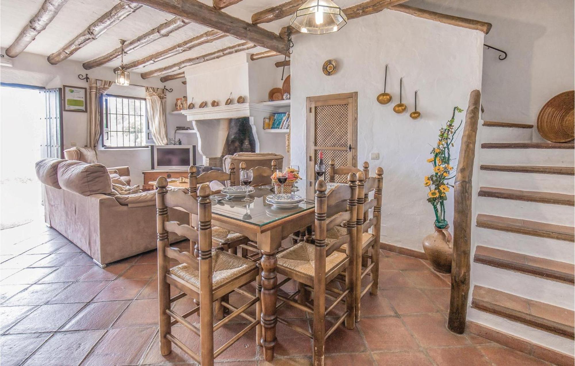 Cozy Home In Zahara De La Sierra With Kitchen Esterno foto